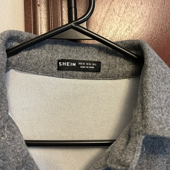 Shacket - Picture 2 of 4